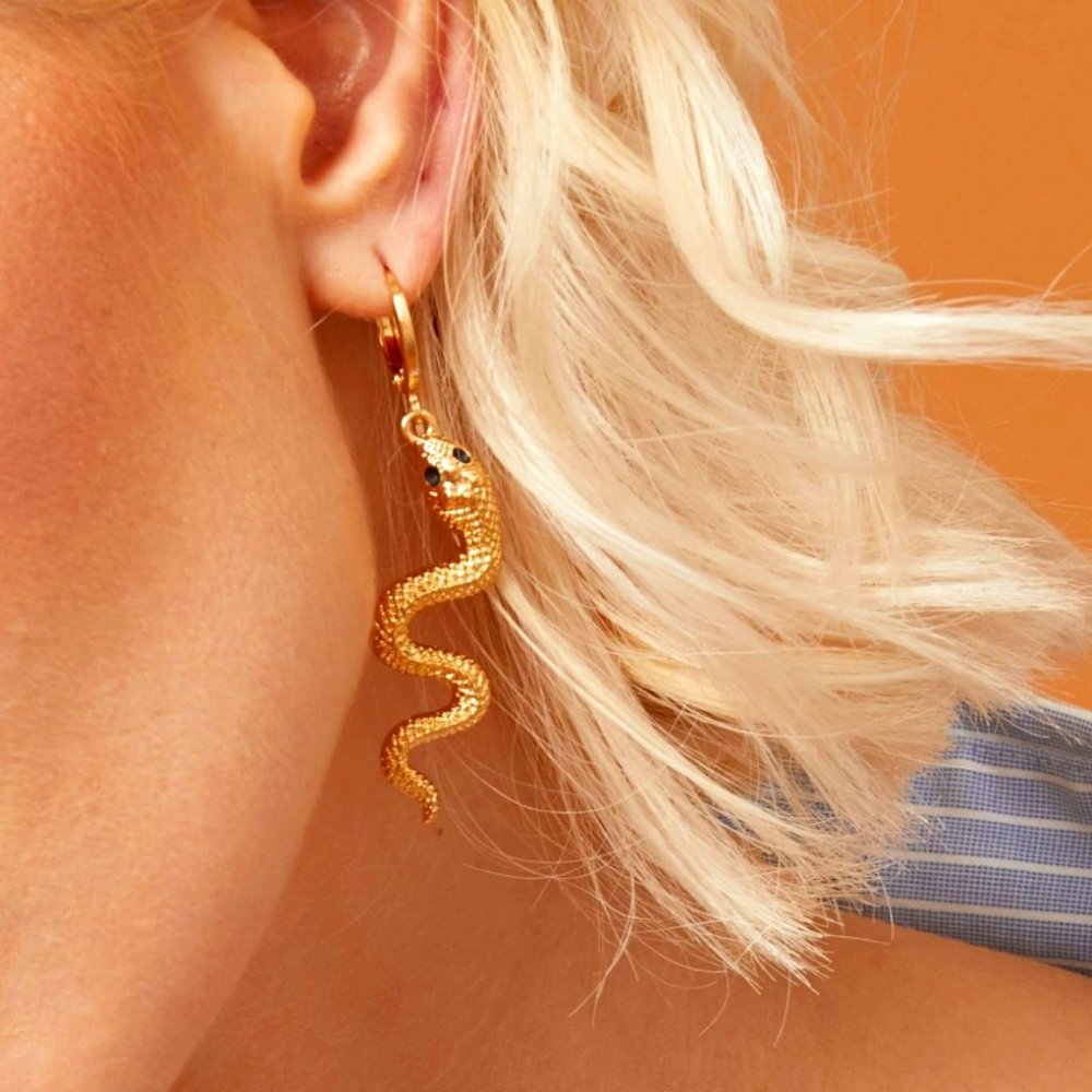NEW Gold Color Snake Earrings 1 Pair